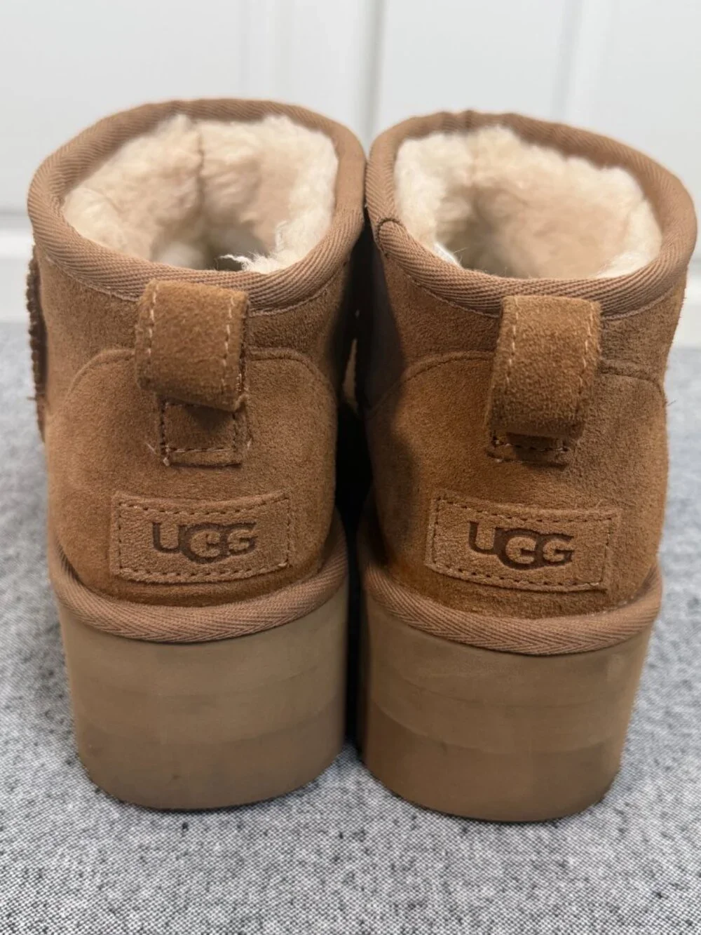 UGG overlock stitch